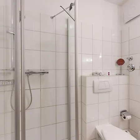 Appartementhaus Binzer Sterne 25